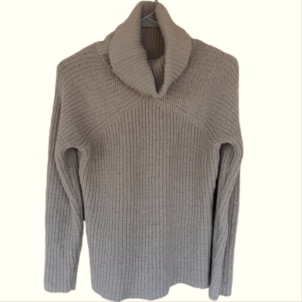 Generation K crochet sweater Beige Turtleneck Long sleeve Size M